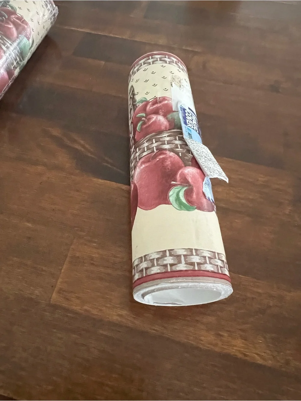Vintage Red Apple Basket Wallpaper Border 25 Yards